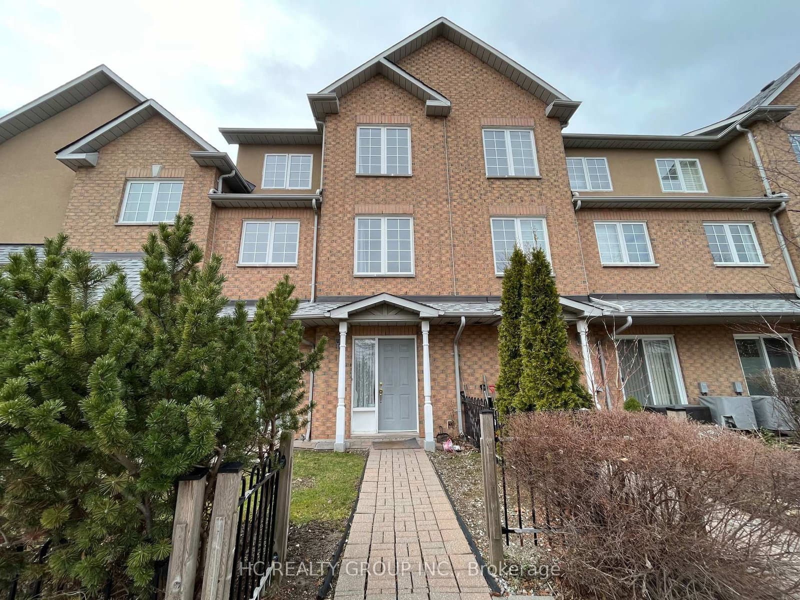 11 - 16 Cox Boulevard, Markham, ON