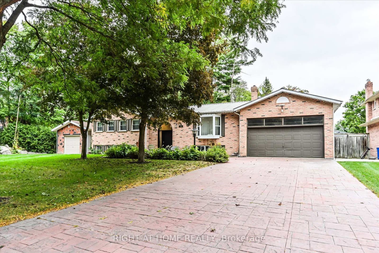30 French Crescent, East Gwillimbury, ON