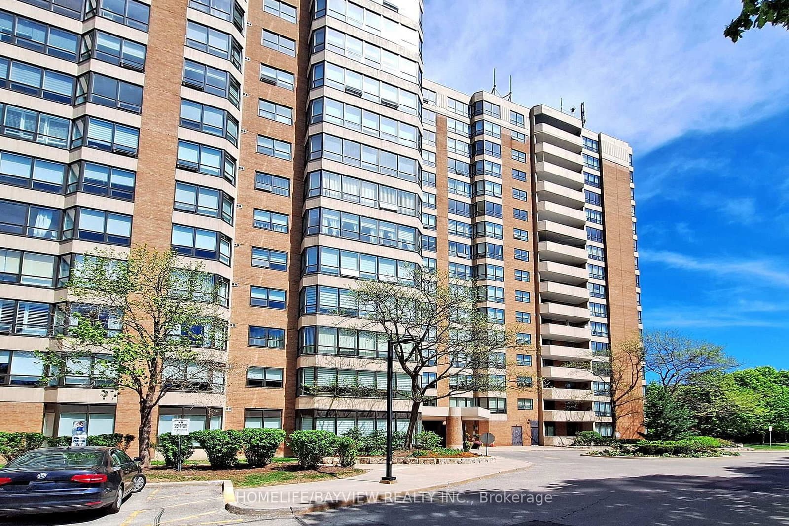 902 - 7601 Bathurst Street, Vaughan, ON