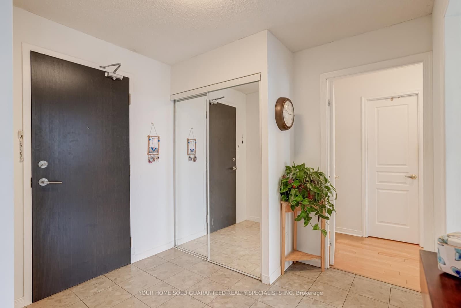 408 - 29 Northern Hts Drive, Richmond Hill, ON — photo 3