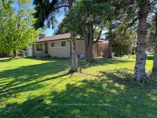 2 Honeybourne Crescent, Markham, ON — photo 2