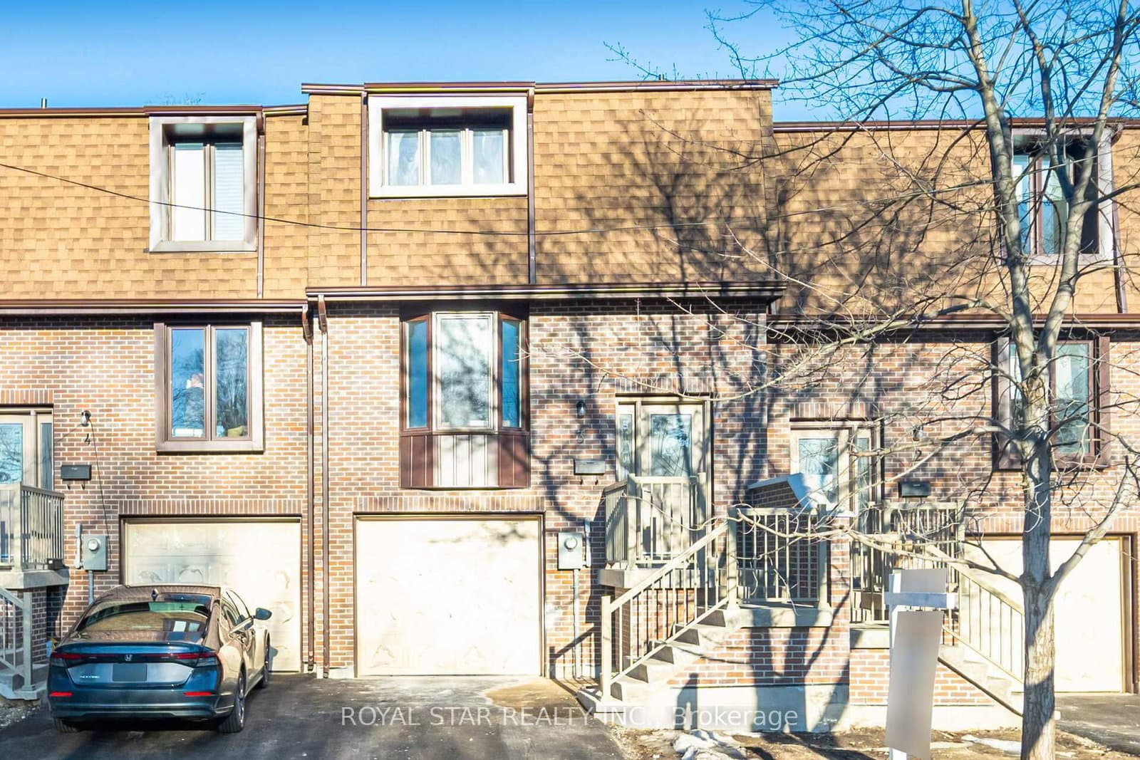 3 - 11 Plaisance Road, Richmond Hill, ON — photo 2