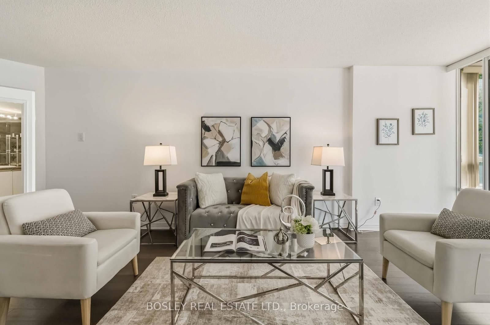206 - 7250 Yonge Street, Vaughan, ON