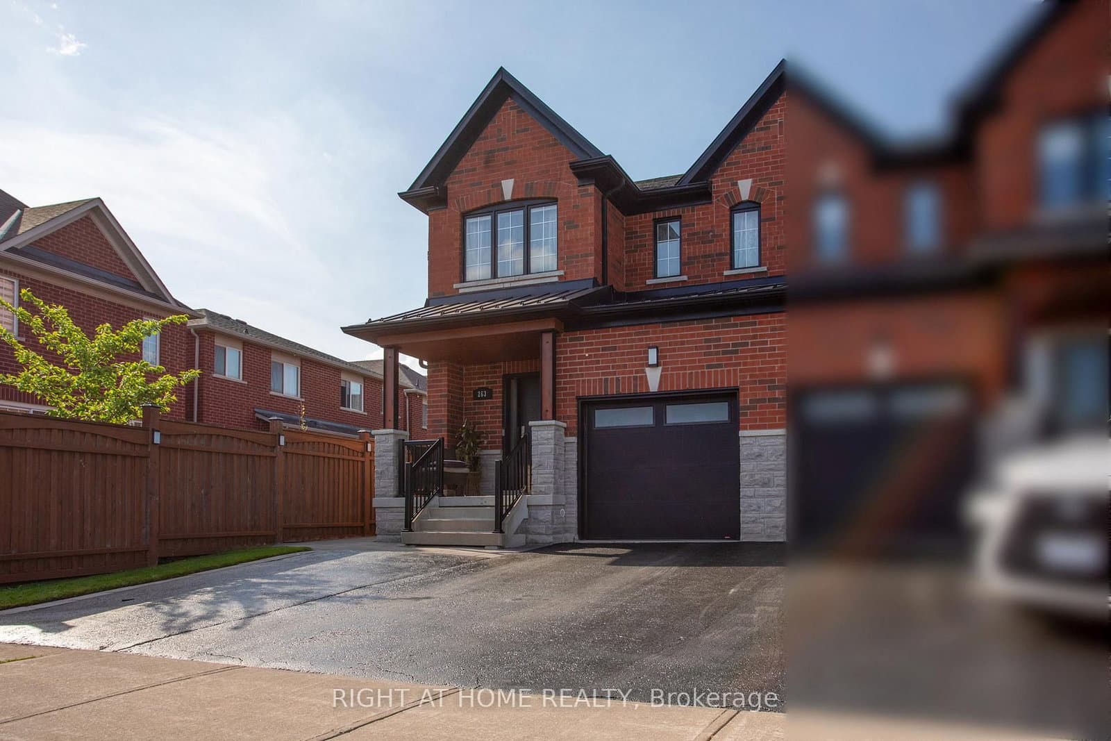 263 Golden Orchard Road, Vaughan, ON — photo 2