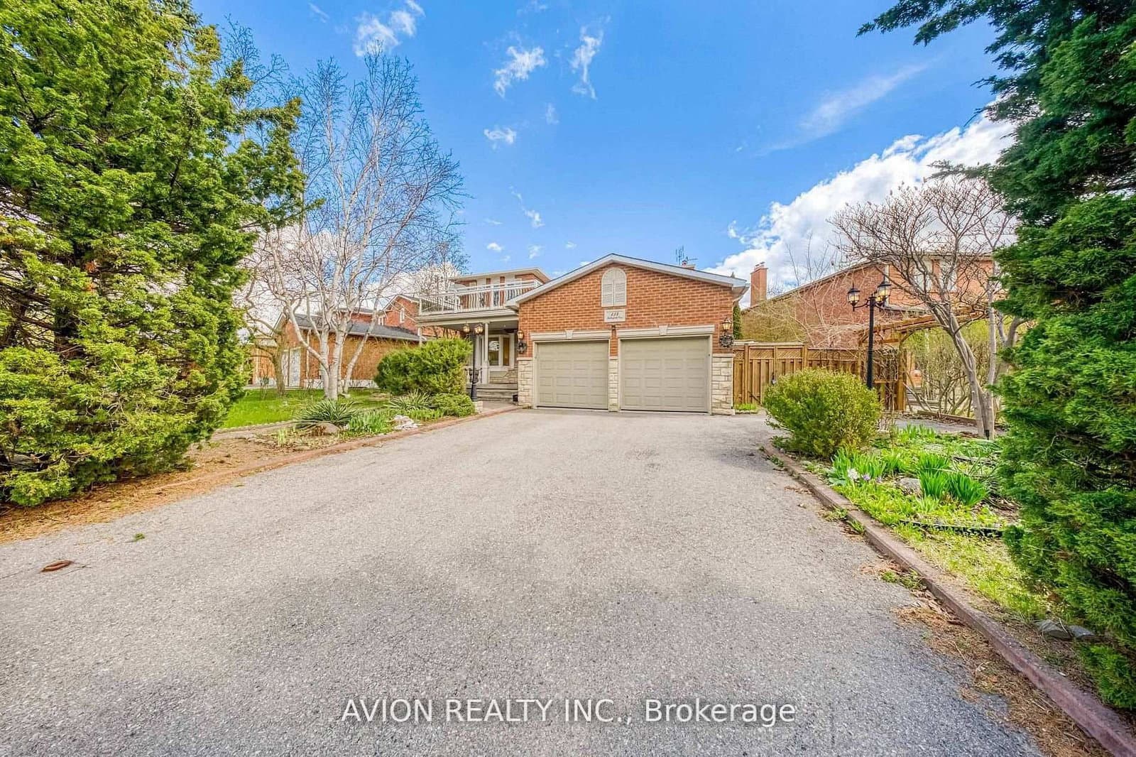 134 Butterfield Crescent, Vaughan, ON — photo 2