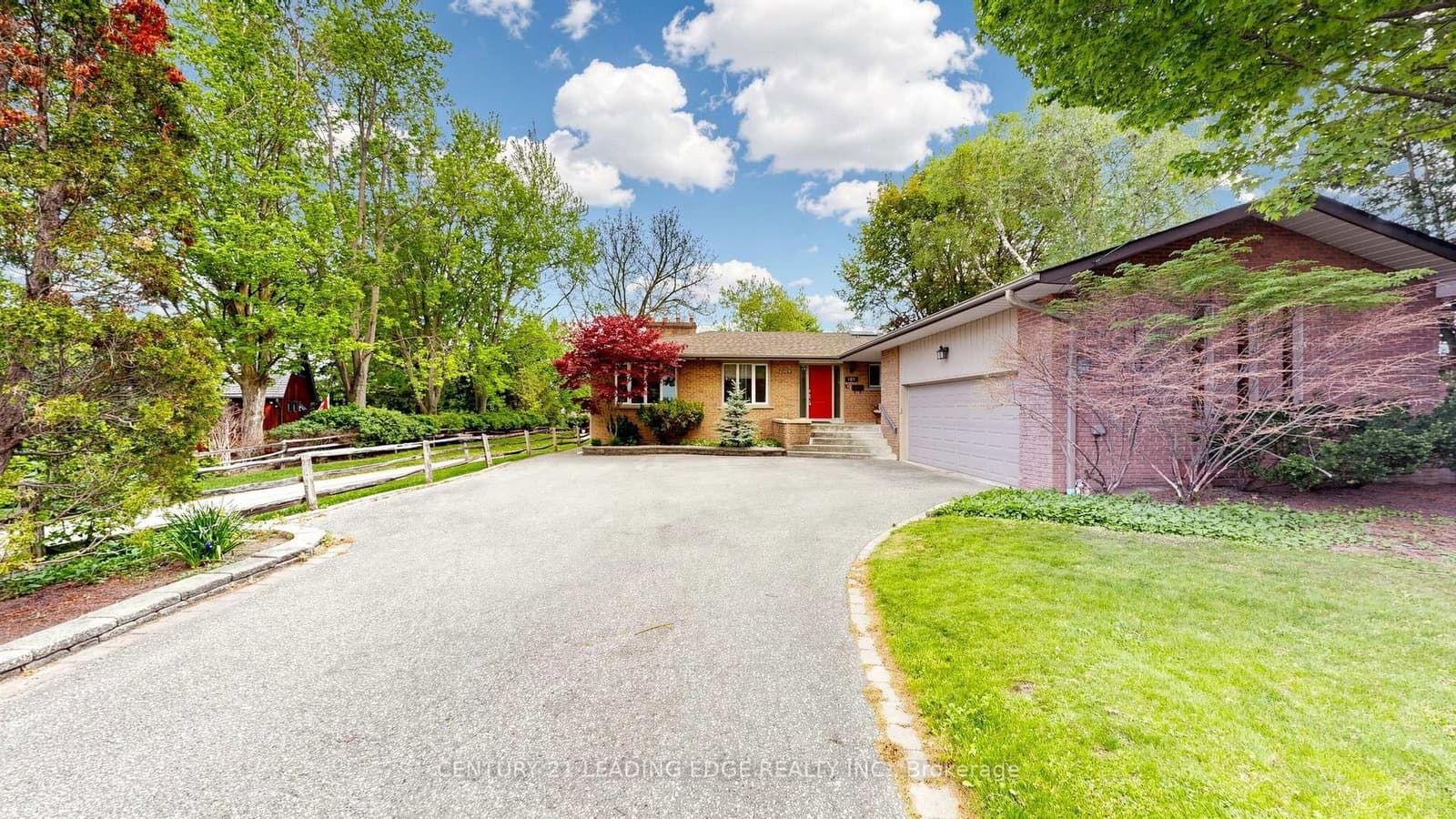 103 Robinson Street, Markham, ON — photo 2