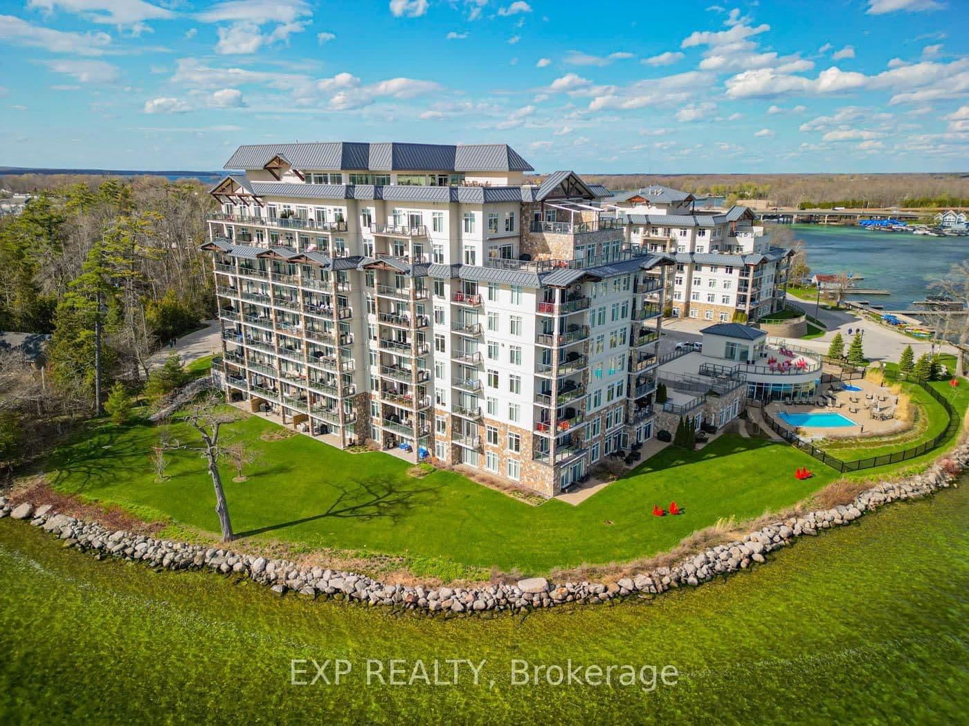 401 - 90 Orchard Point Road, Orillia, ON