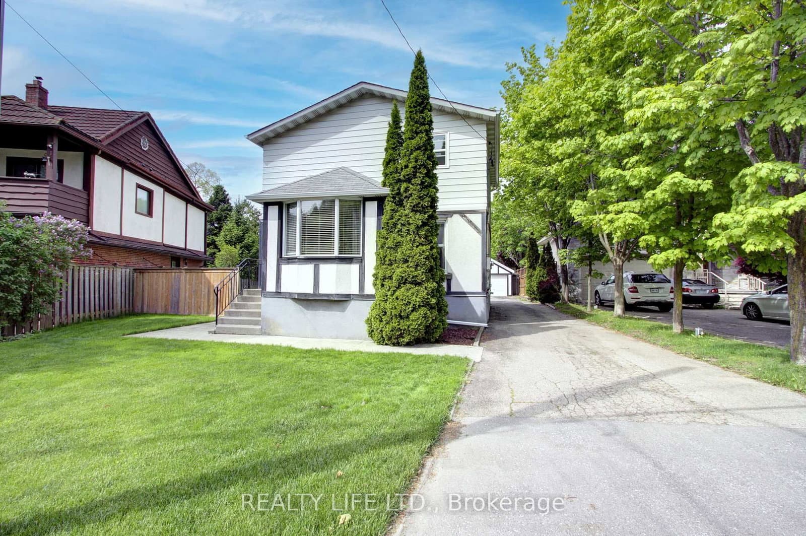 48 Bonnyview Drive, Toronto, ON