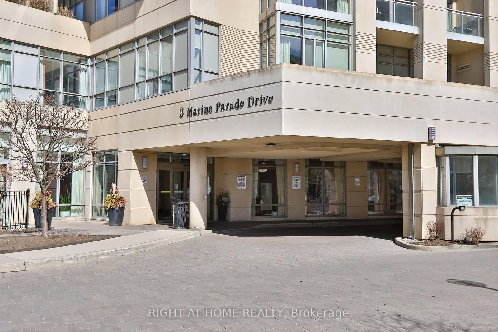 707 - 3 Marine Parade Drive, Toronto, ON