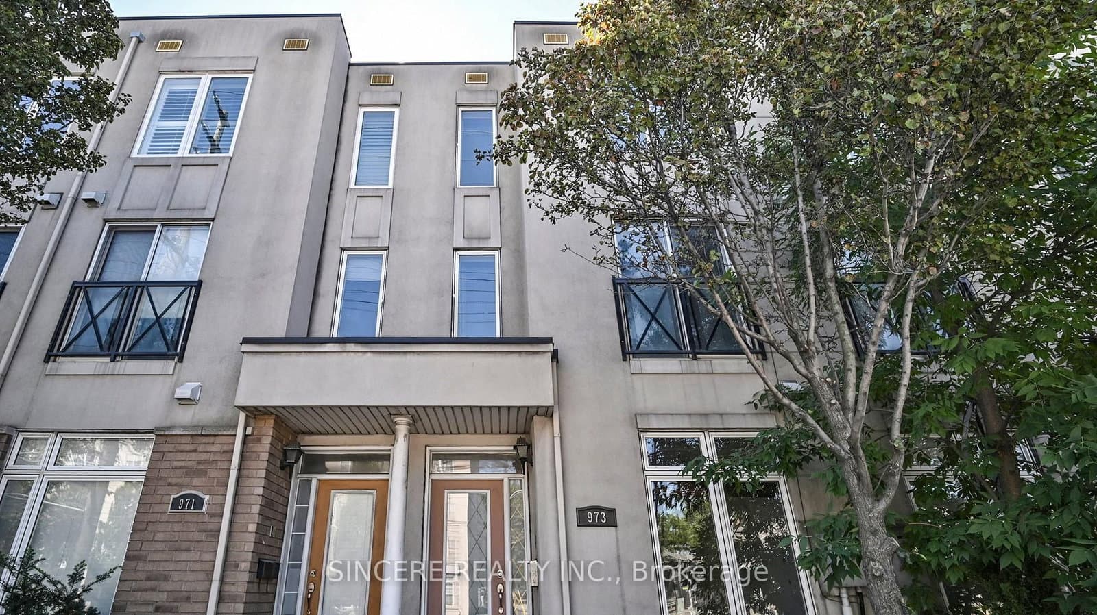 973 The Queensway, Toronto, ON