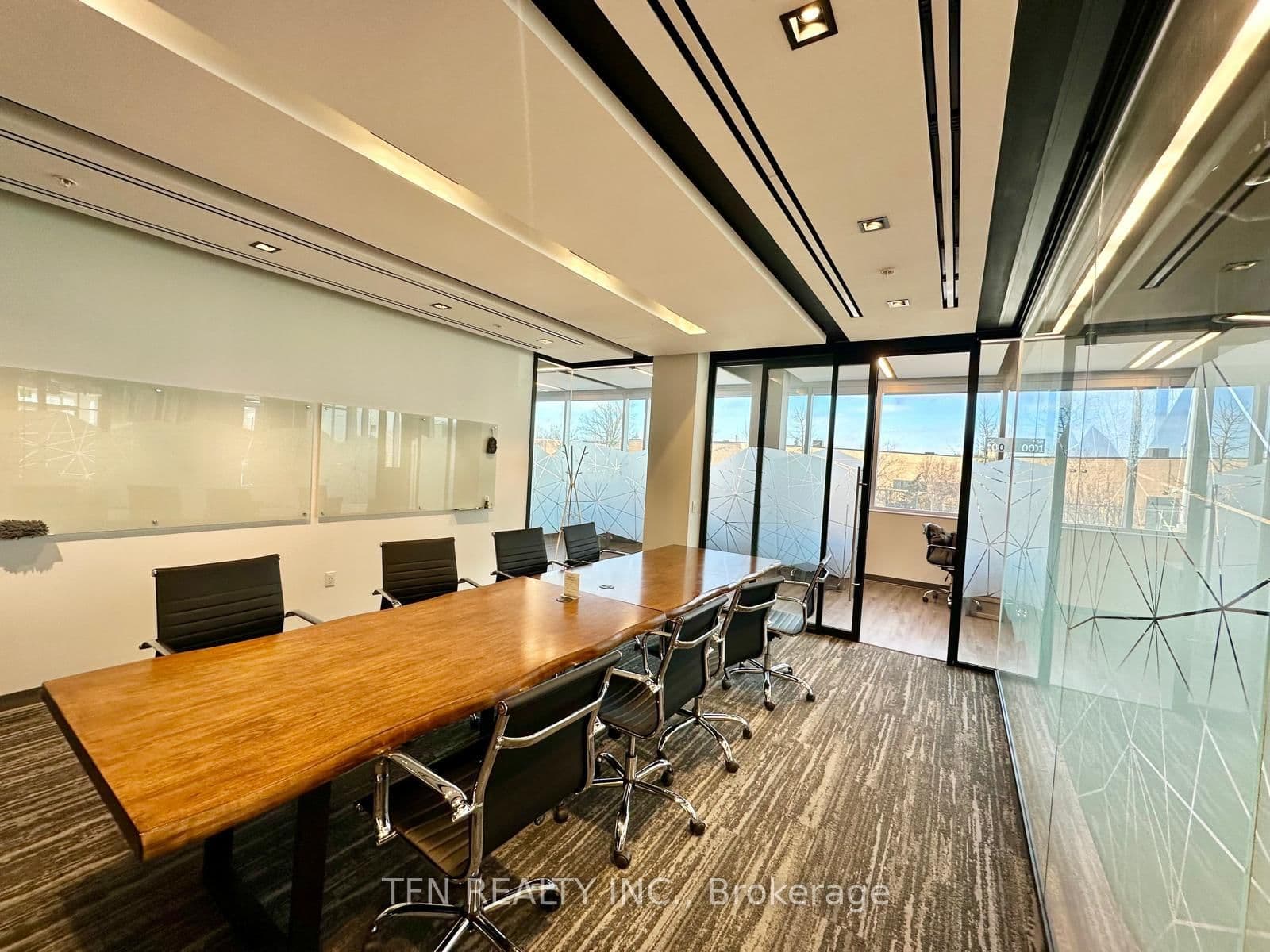 DSO 003 - 200 Fairbank Avenue, Toronto, ON — photo 3