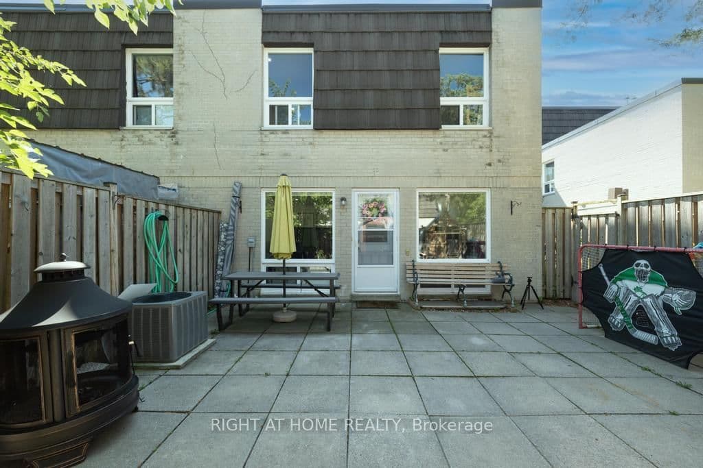 13 - 23 Four Winds Drive, Toronto, ON