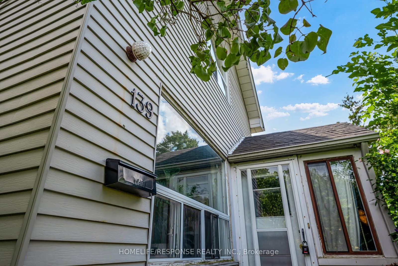 139 Hay Avenue, Toronto, ON — photo 2