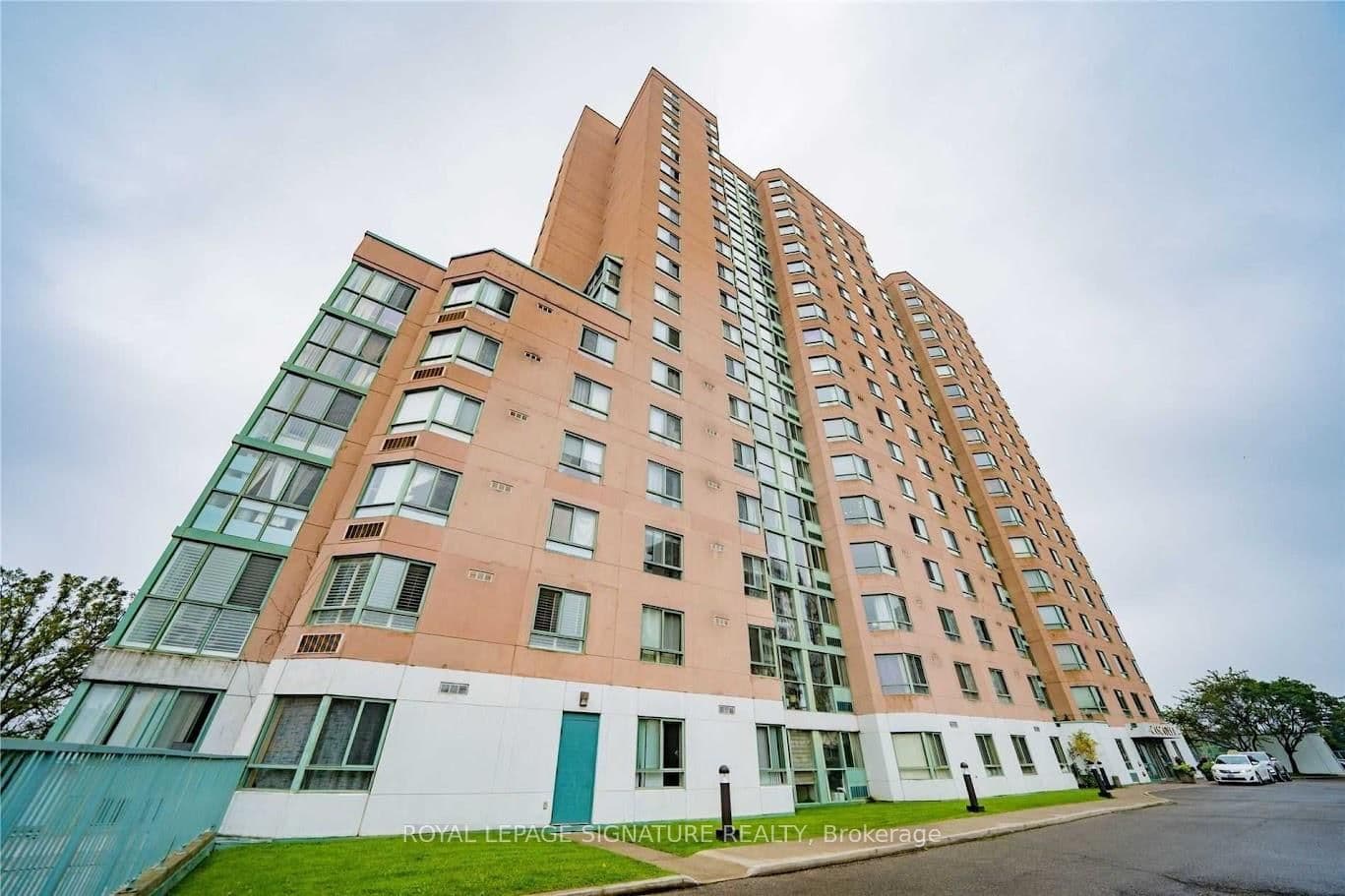 213 - 41 Markbrook Lane, Toronto, ON — photo 2