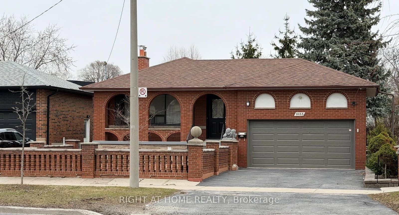 1033 Islington Avenue, Toronto, ON