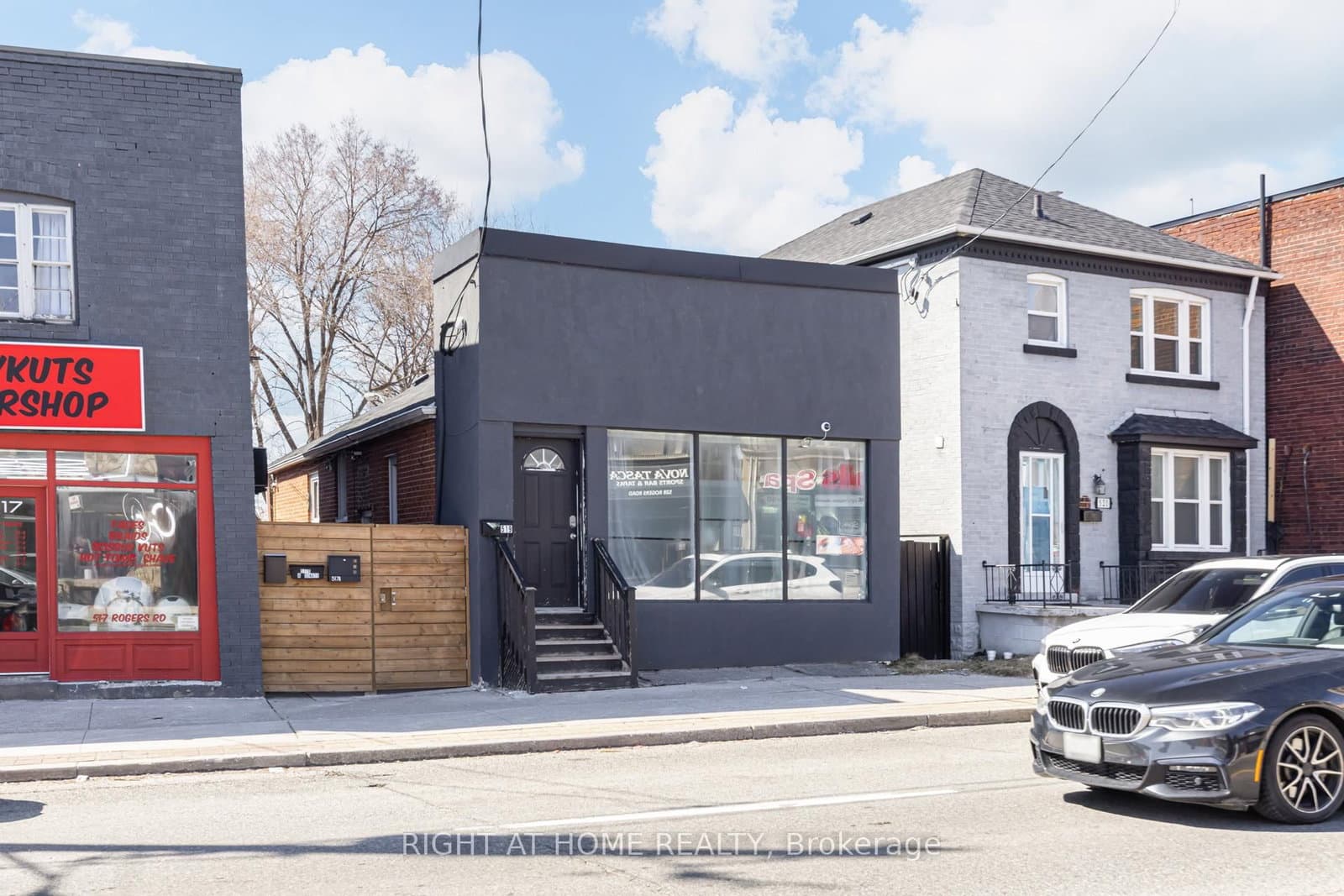 519 Rogers Road, Toronto, ON