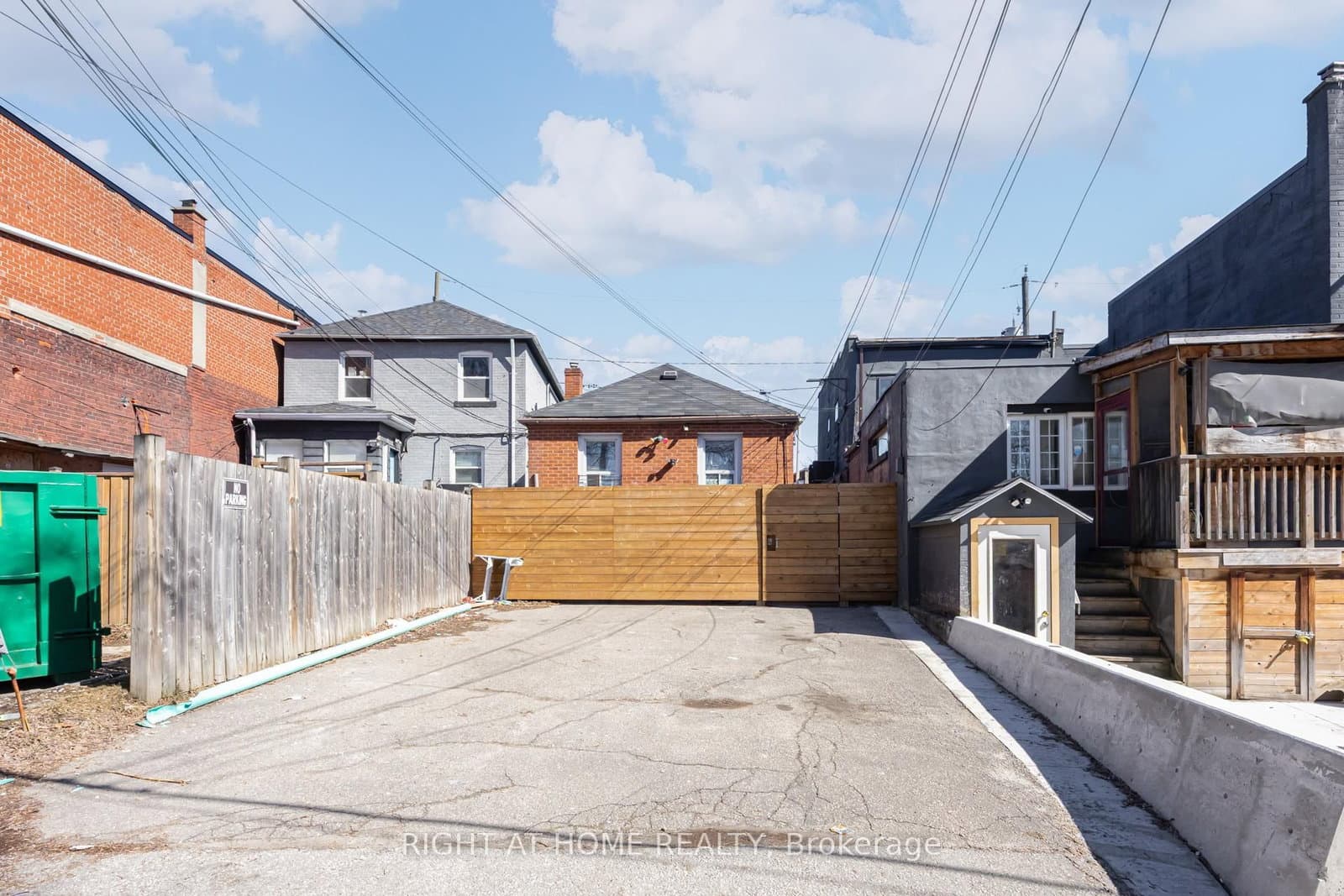 519 Rogers Road, Toronto, ON — photo 3