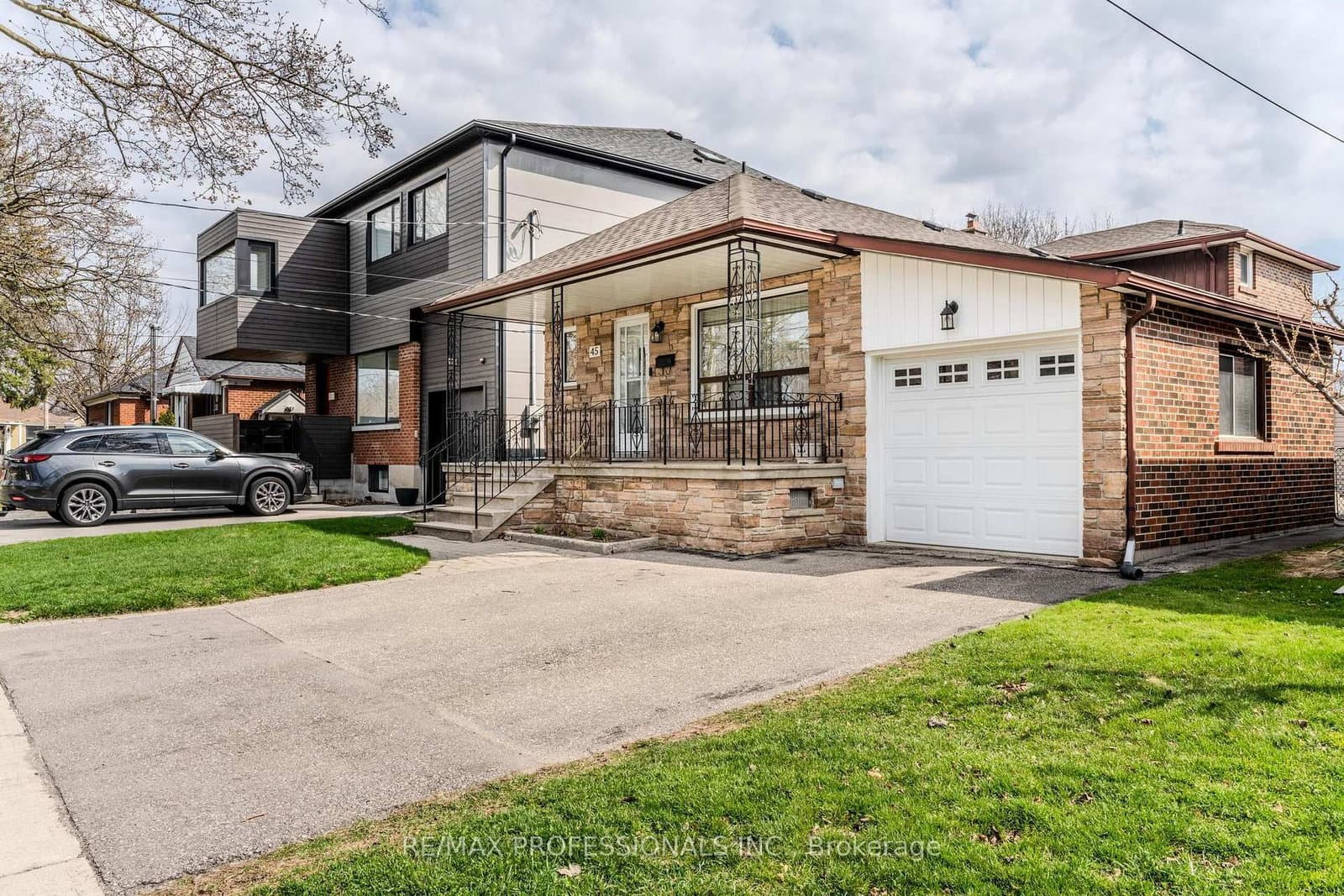45 Chartwell Road, Toronto, ON — photo 3