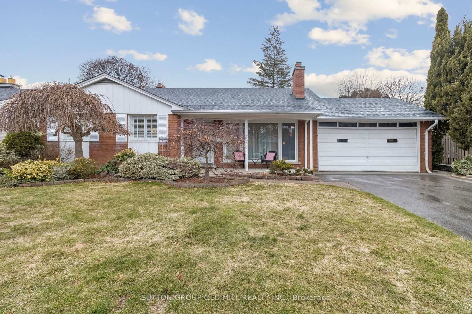 24 Tettenhall Road, Toronto, ON