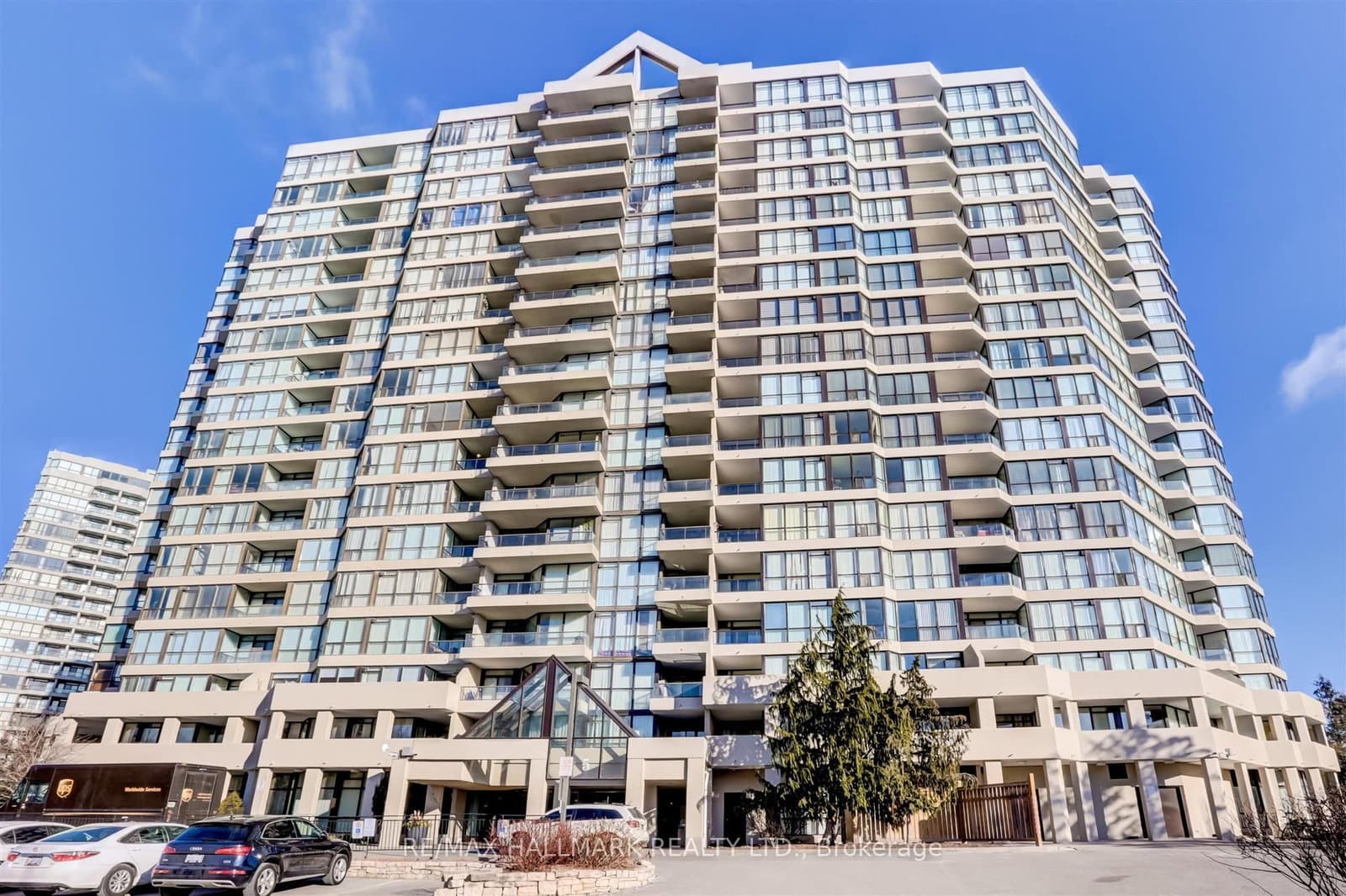 1916 Penthouse - 5 Rowntree Road, Toronto, ON — photo 2