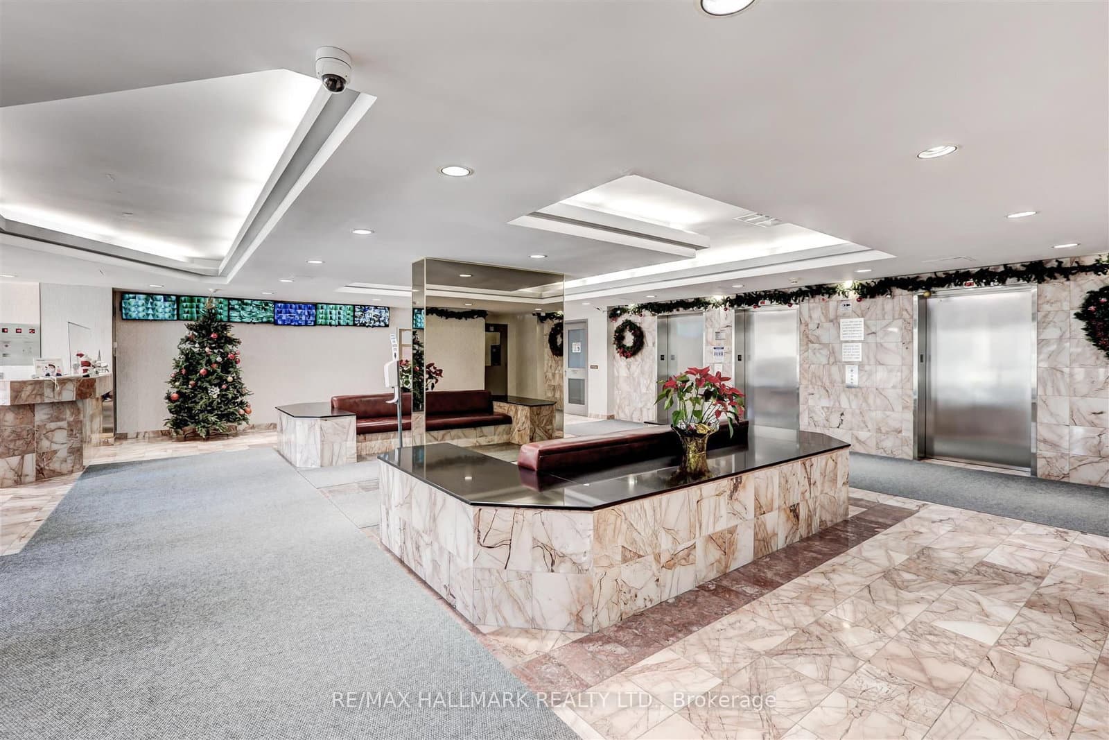 1916 Penthouse - 5 Rowntree Road, Toronto, ON — photo 3