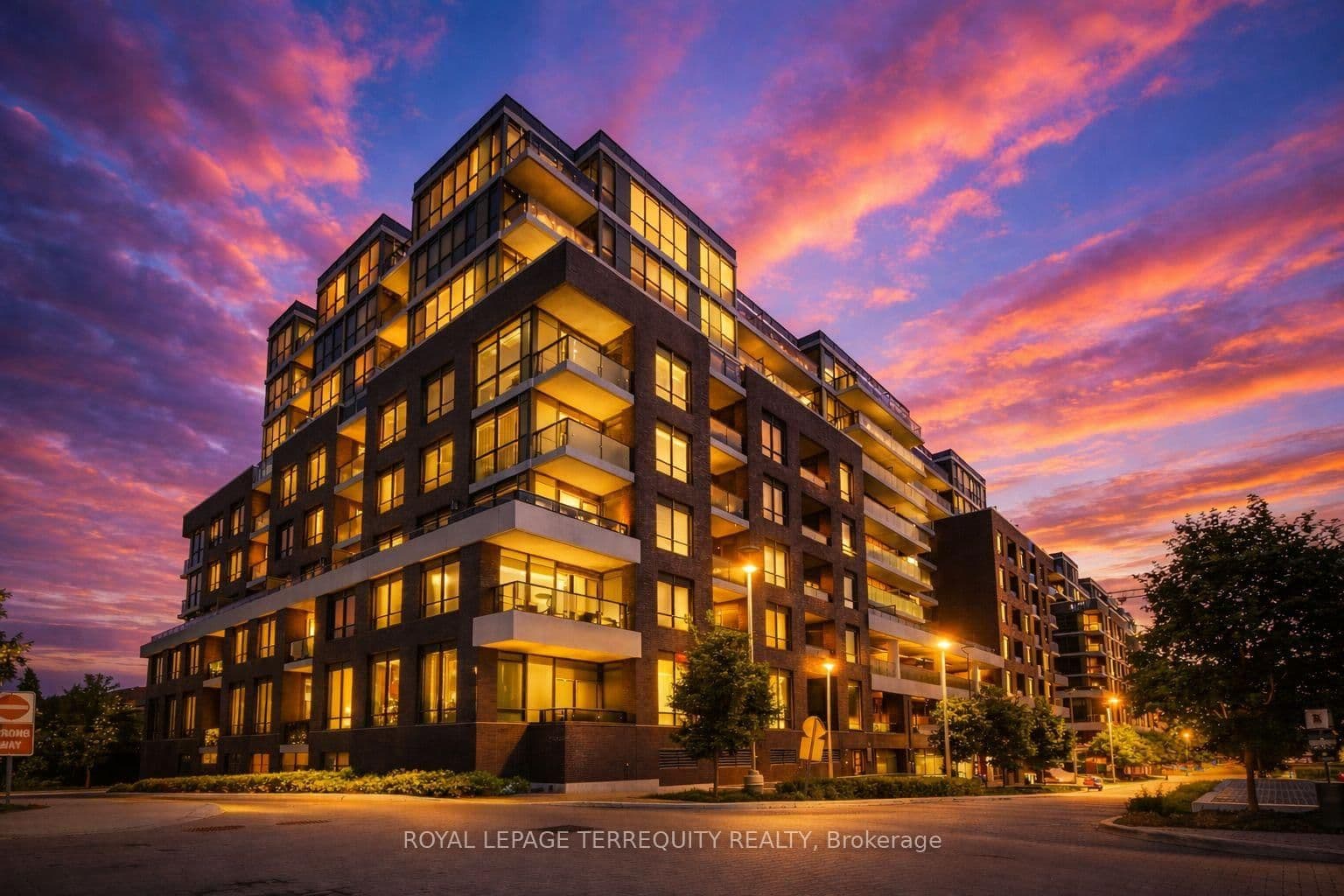 634 - 26 Gibbs Road, Toronto, ON