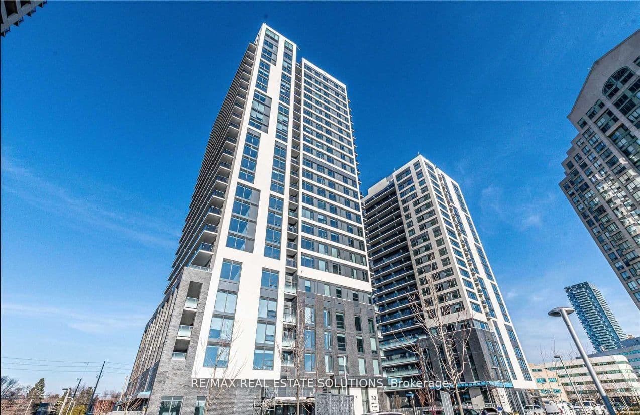 1611 - 30 Samuel Wood Way, Toronto, ON