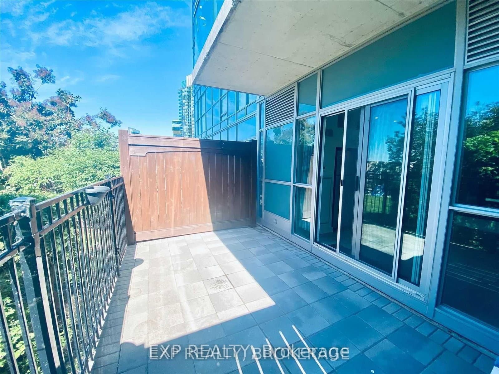 423 - 165 Legion Road, Toronto, ON