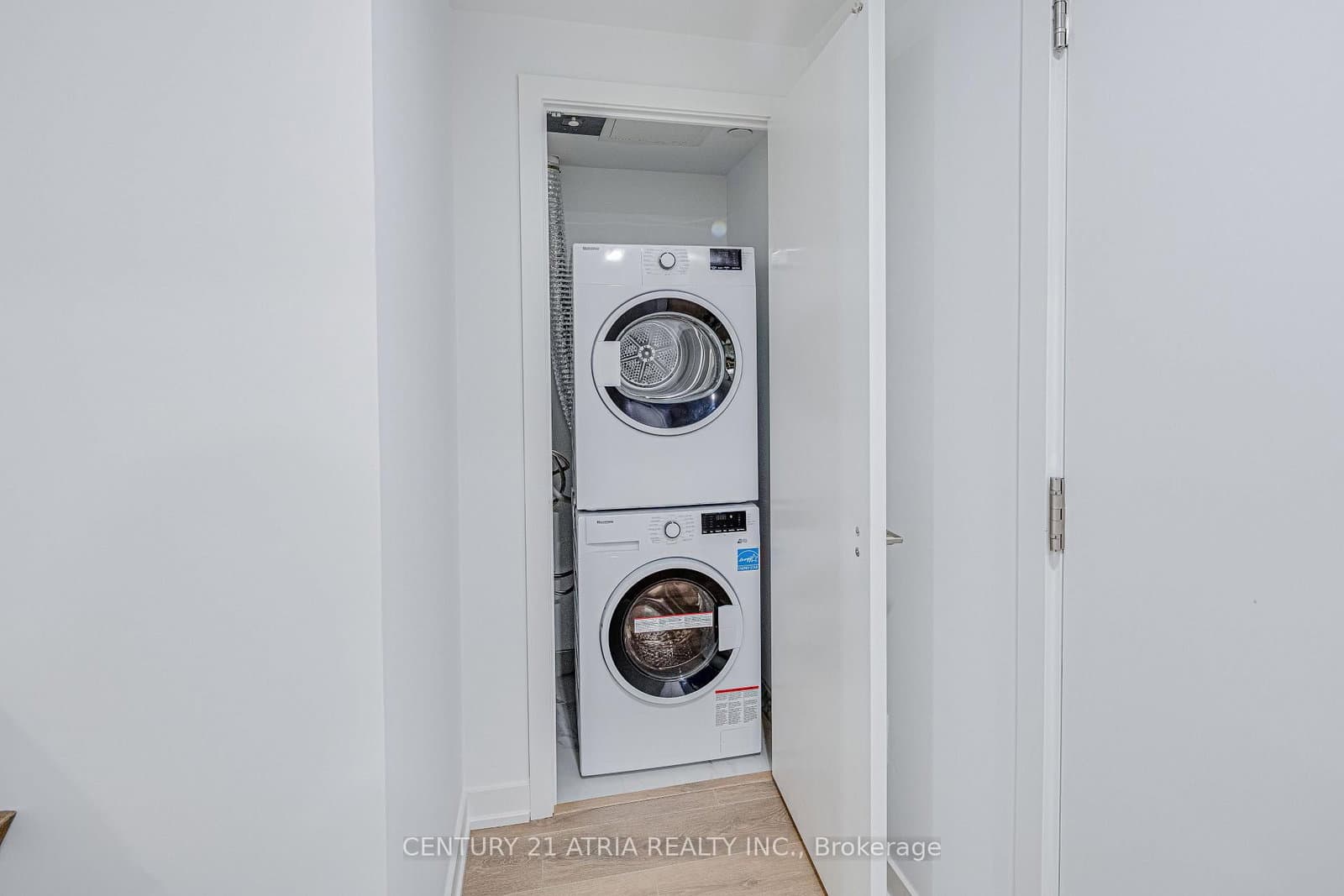 217 - 1100 Sheppard Avenue, Toronto, ON — photo 3