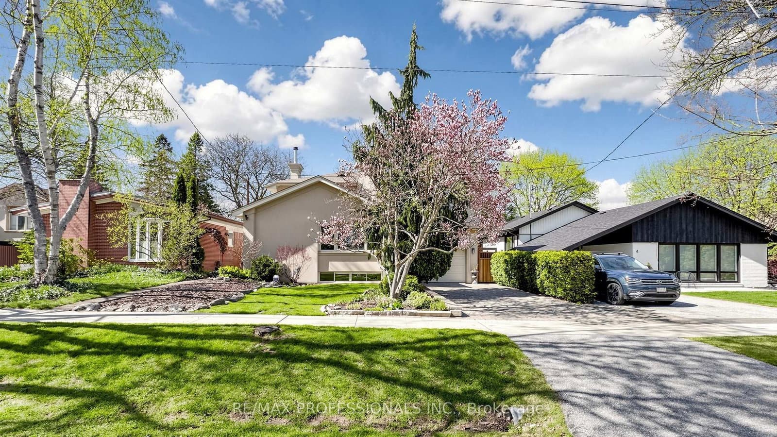 6 Hedges Boulevard, Toronto, ON