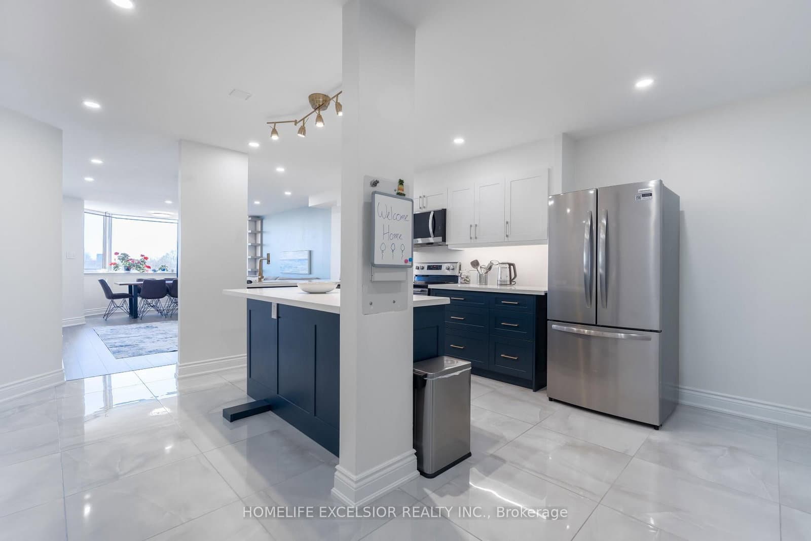 612 - 236 Albion Road, Toronto, ON