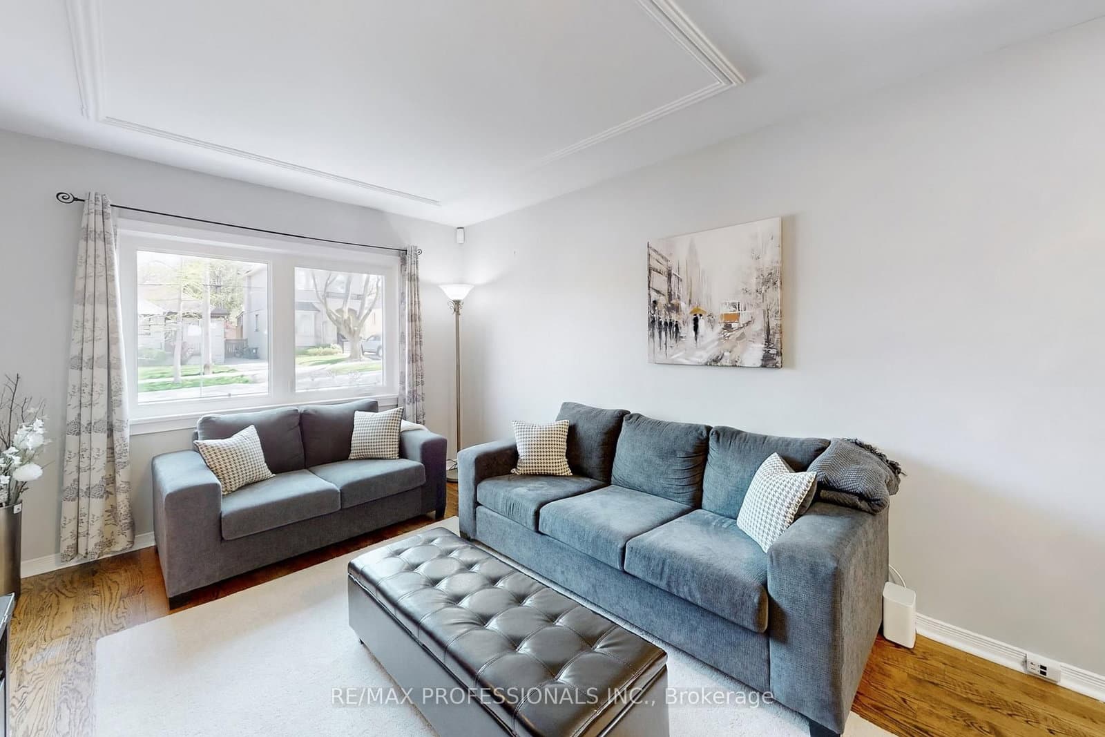 24 Braeburn Avenue, Toronto, ON — photo 2