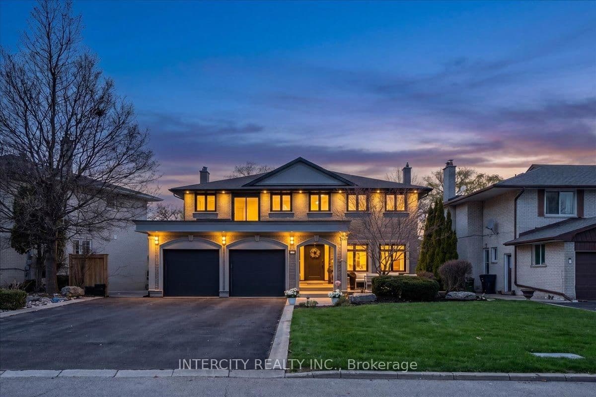 61 Golfwood Heights, Toronto, ON — photo 3