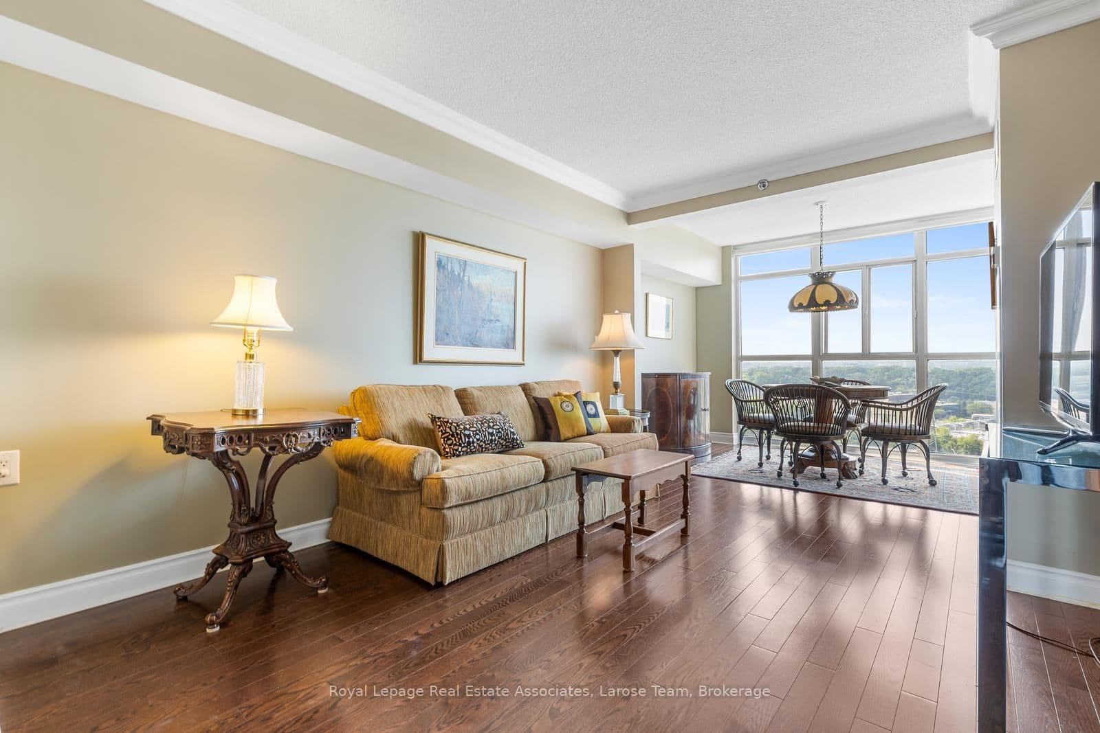 1607 - 3 Marine Parade Drive, Toronto, ON — photo 2