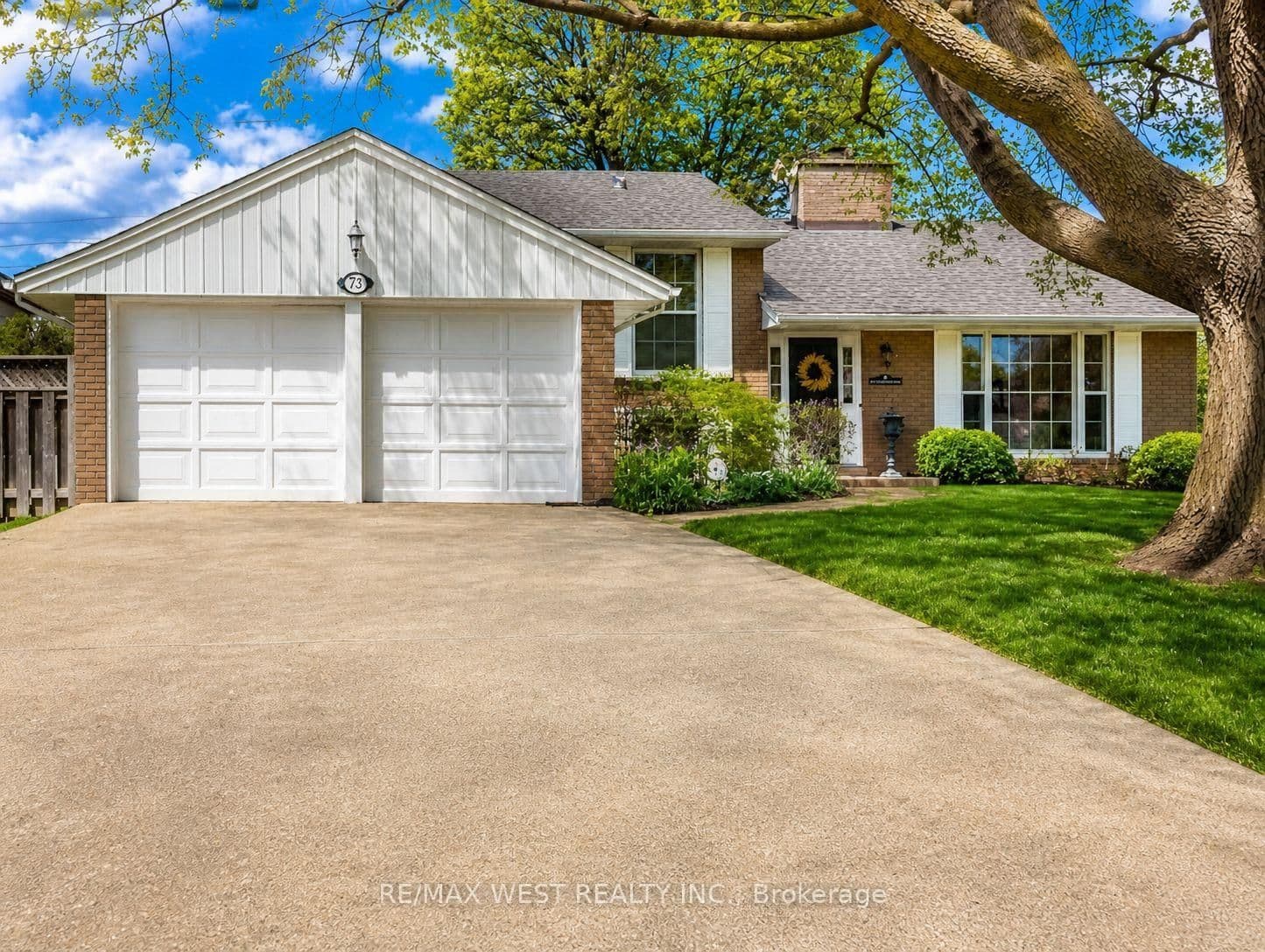 Main Level - 73 Ravensbourne Crescent, Toronto, ON