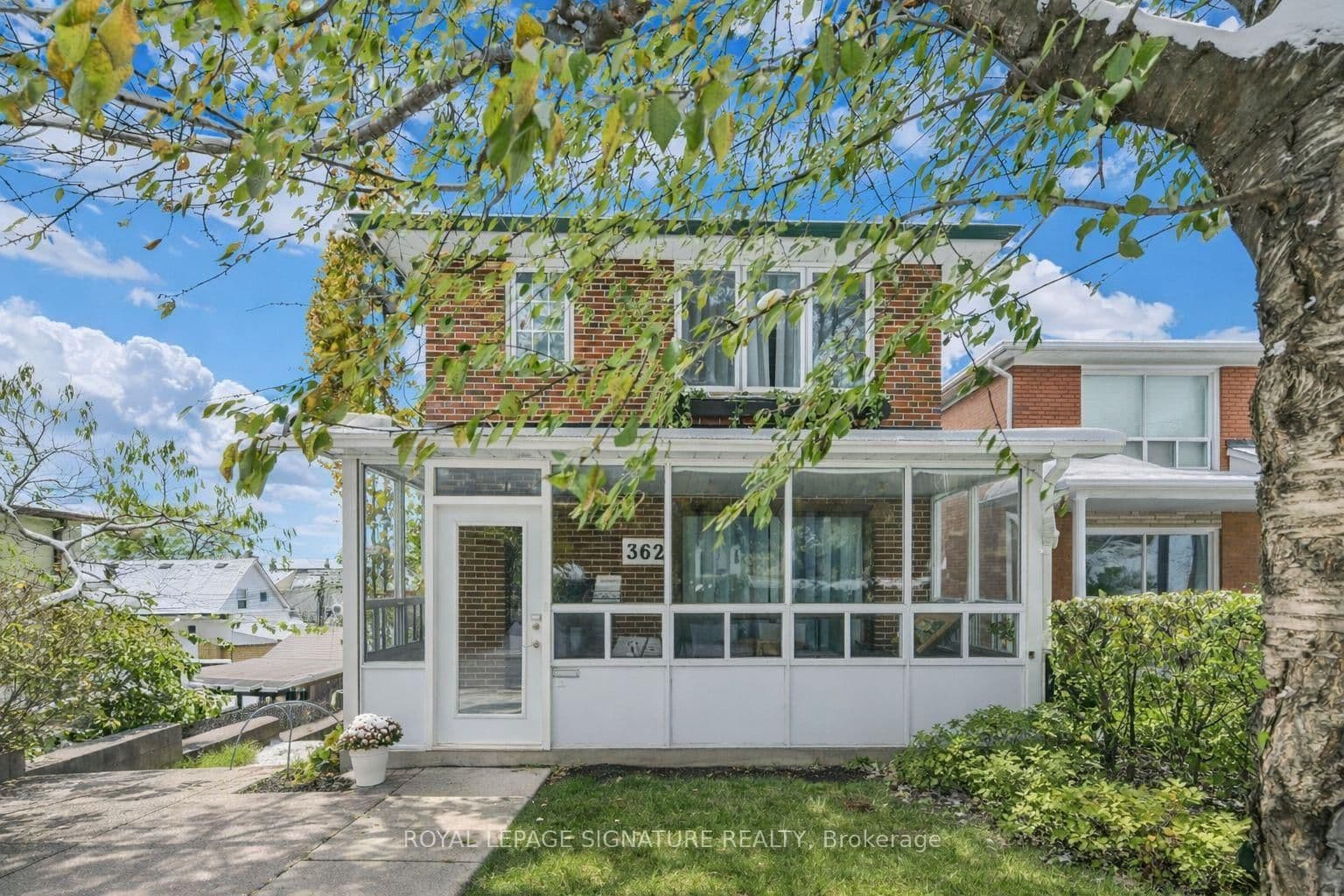 362 Silverthorn Avenue, Toronto, ON — photo 2