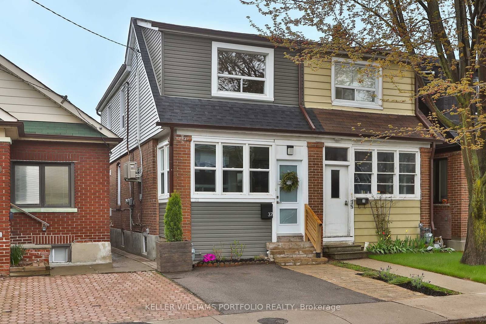37 Rosethorn Avenue, Toronto, ON — photo 2