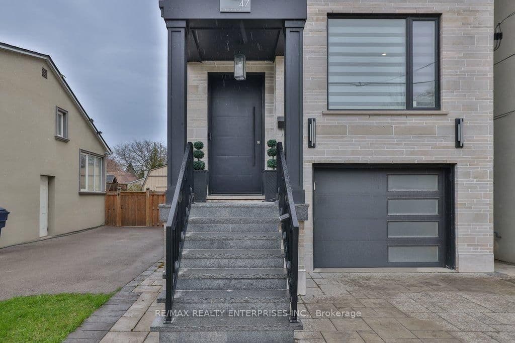 47 Thirteenth Street, Toronto, ON — photo 3