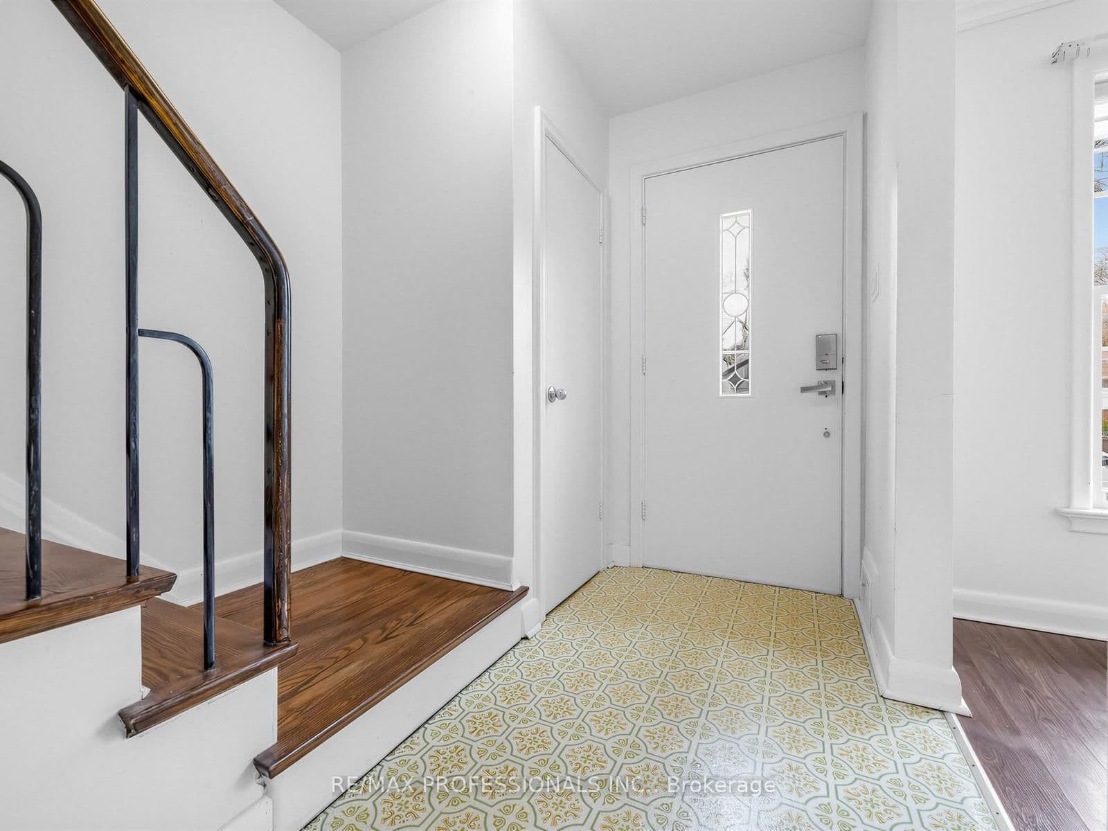 47 Claymore Drive, Toronto, ON — photo 3