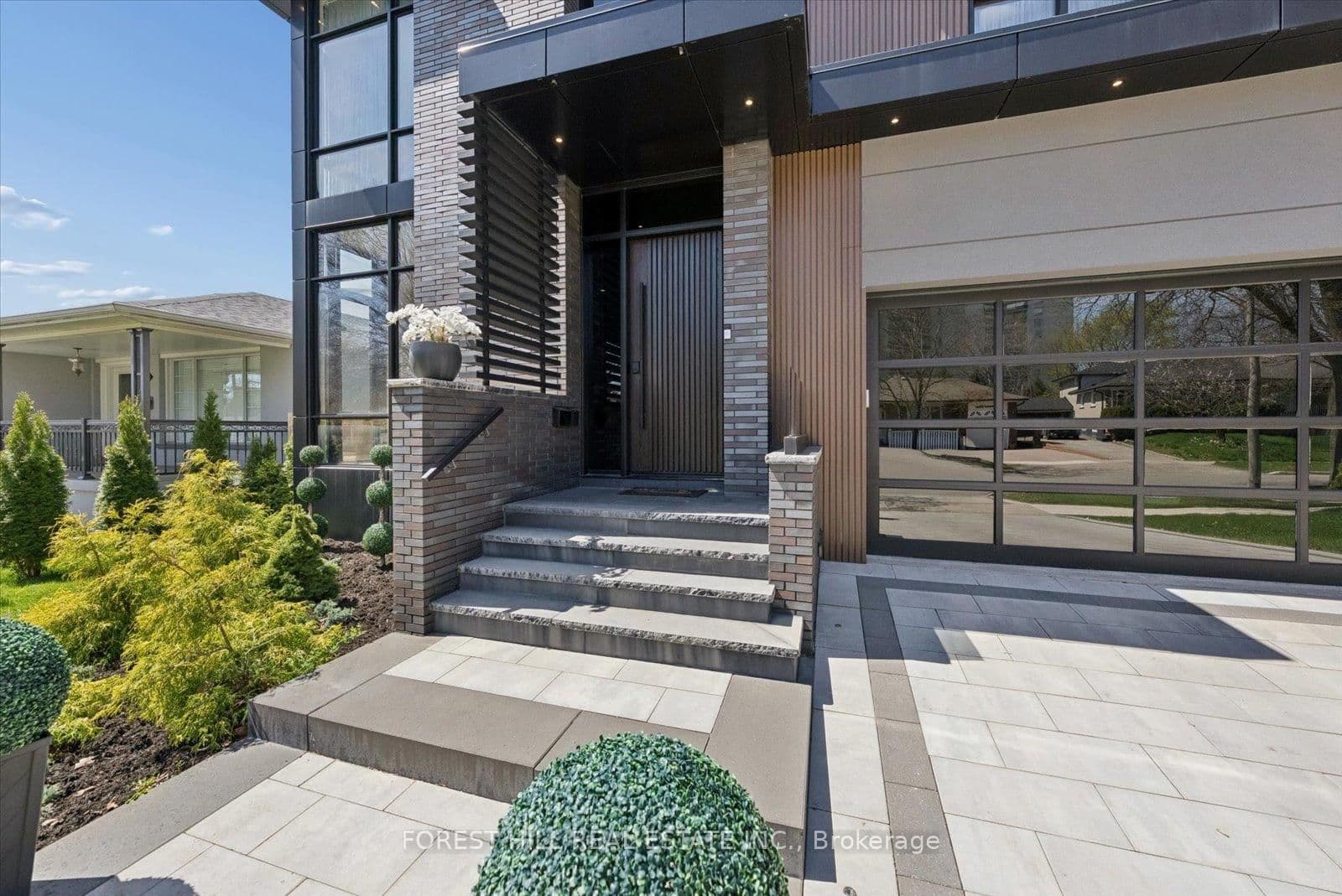16 Lemonwood Drive, Toronto, ON — photo 3