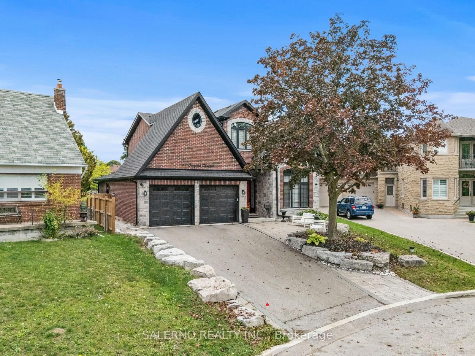 11 Compton Crescent, Toronto, ON — photo 2