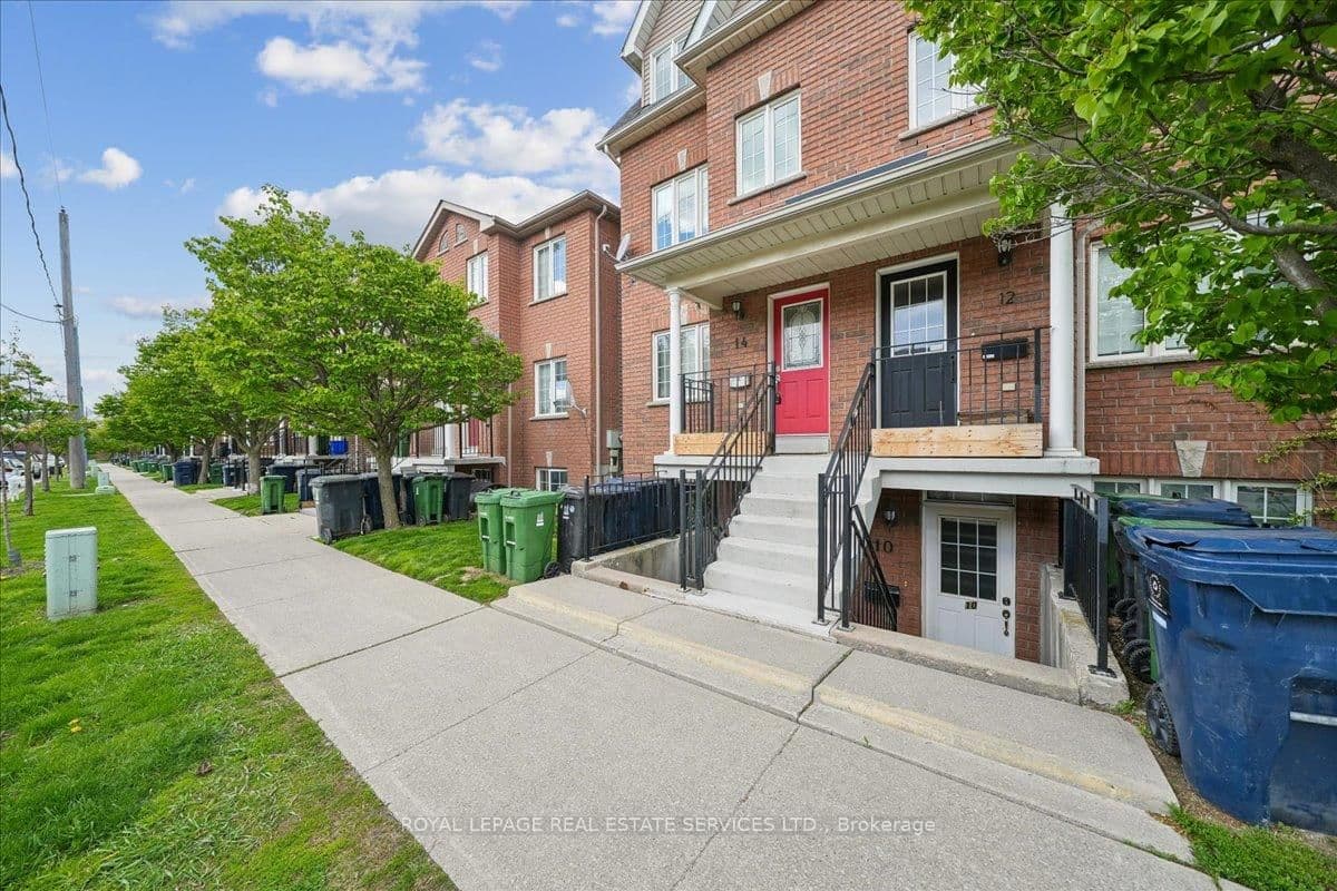 14 Connolly Street, Toronto, ON — photo 3