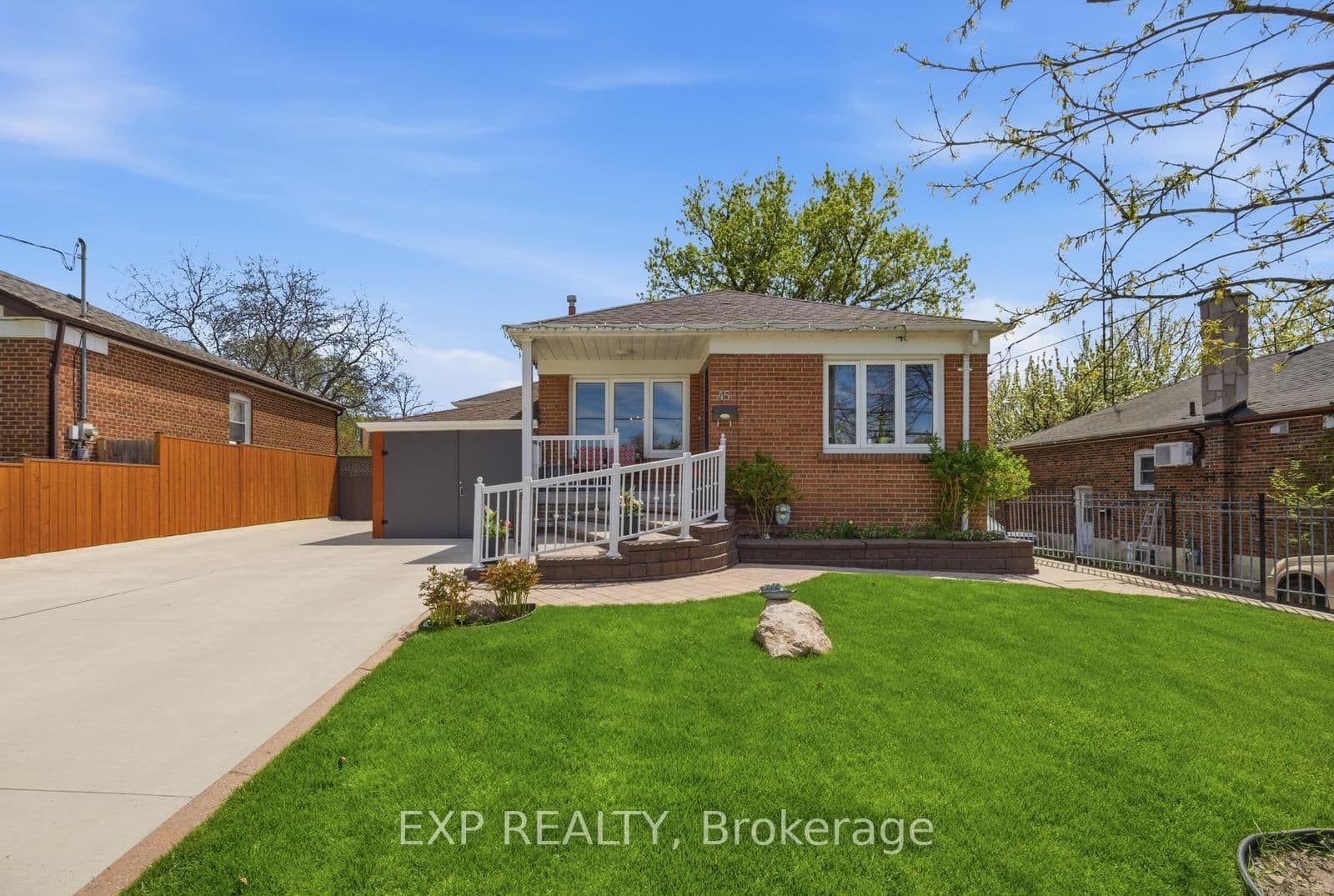 45 Flamborough Drive, Toronto, ON — photo 2