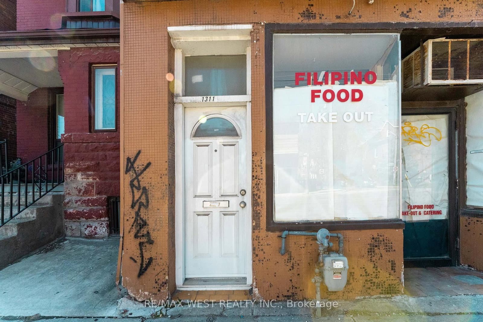 1311 King Street, Toronto, ON — photo 2