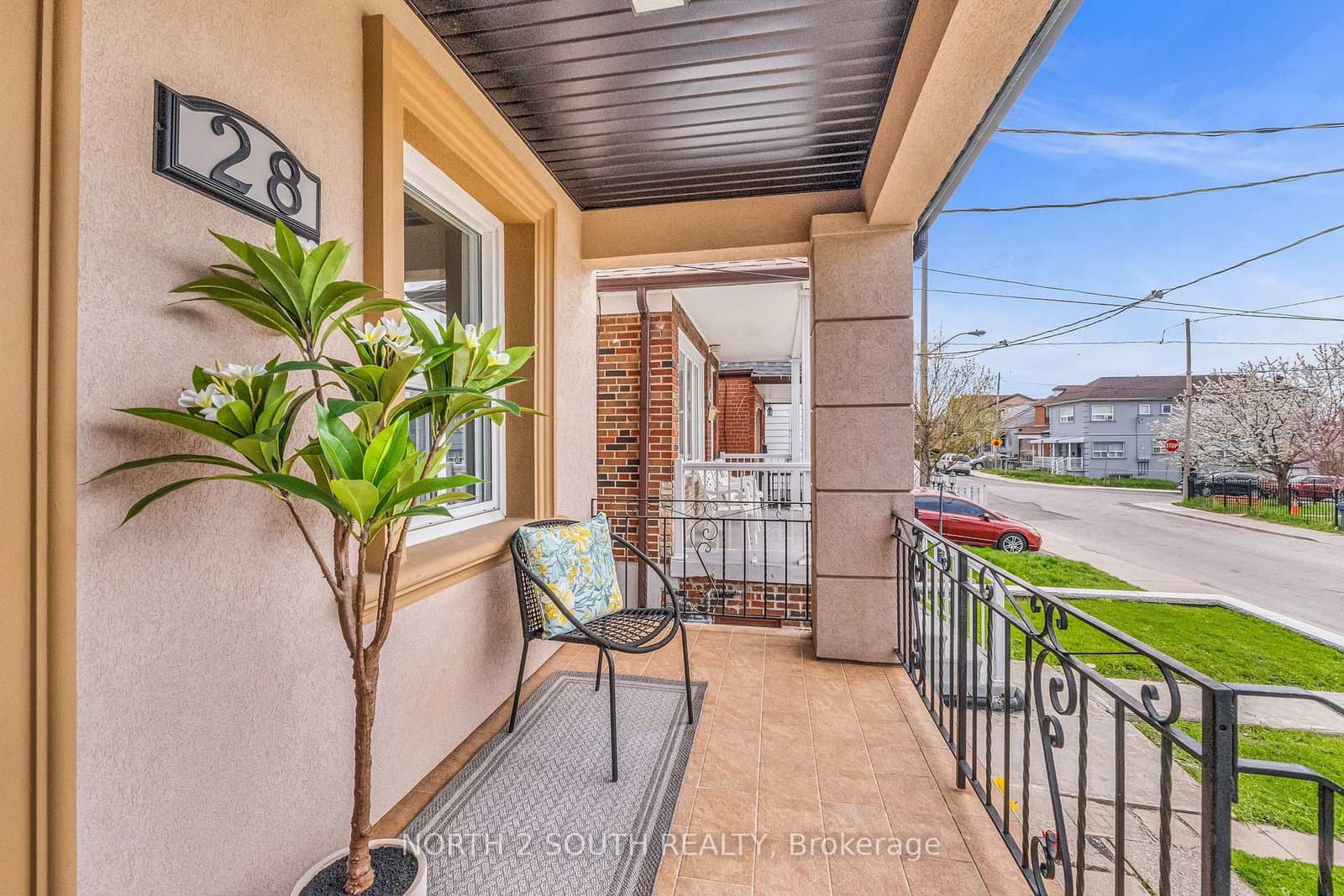 28 Teignmouth Avenue, Toronto, ON — photo 2