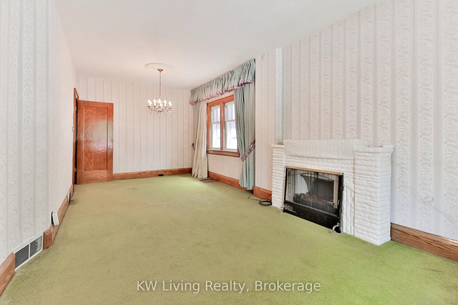 599 Durie Street, Toronto, ON — photo 3