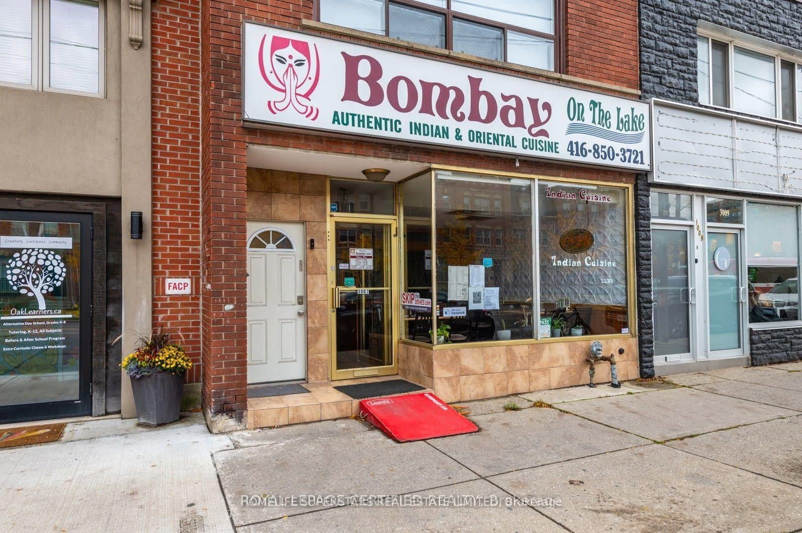 3007 Lake Shore Boulevard, Toronto, ON