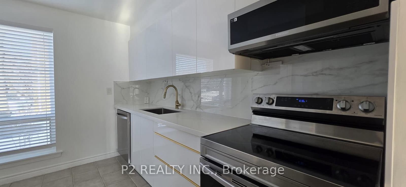 22-25 Gosford Blvd. Boulevard, Toronto, ON — photo 2