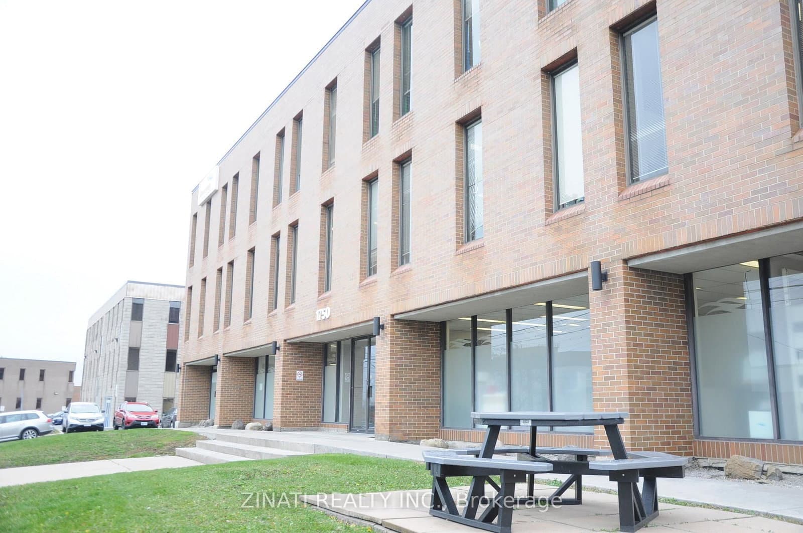 312 - 1750 Courtwood Crescent, Ottawa, ON — photo 2