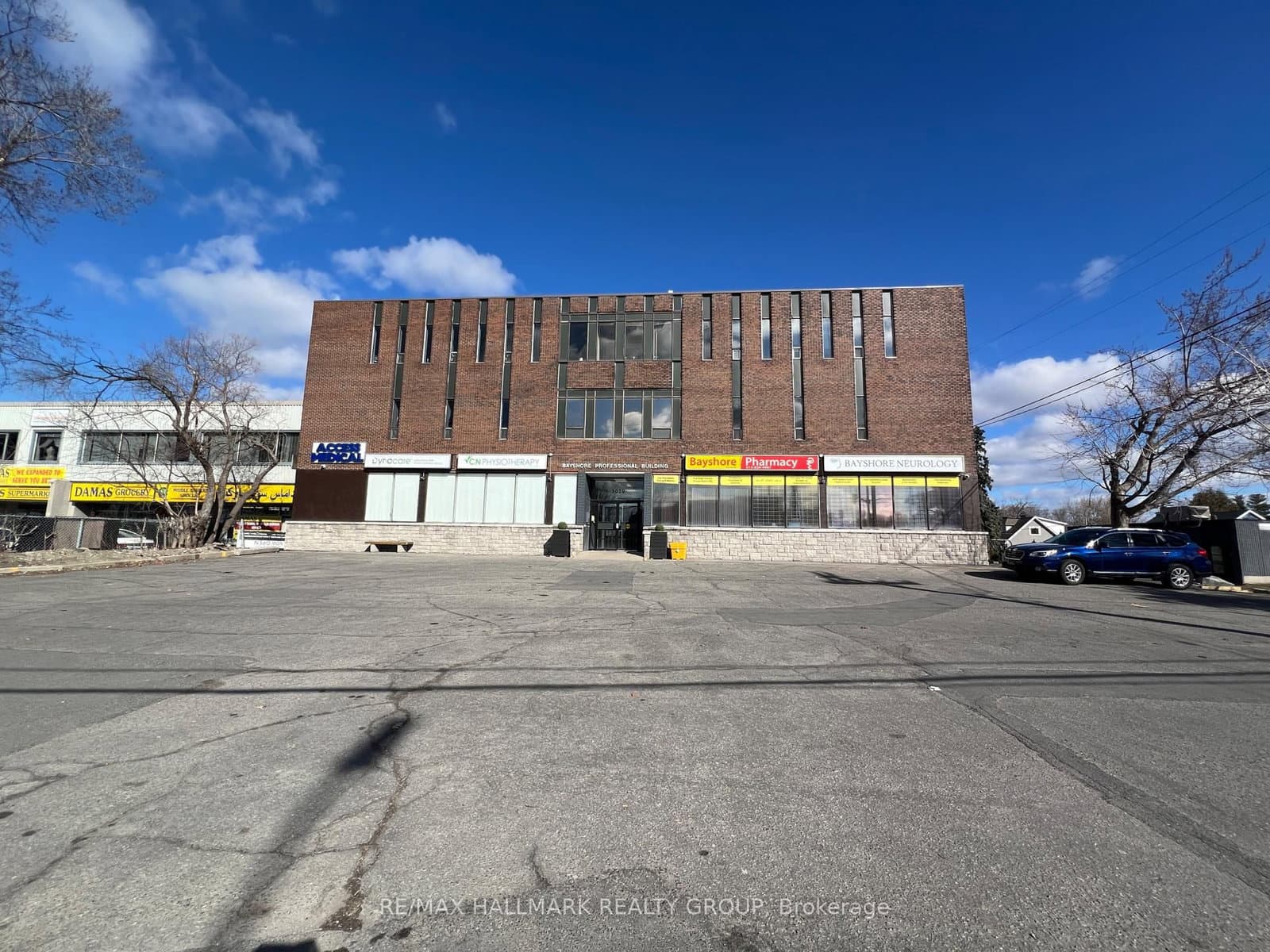 203/204 - 3029 Carling Avenue, Ottawa, ON